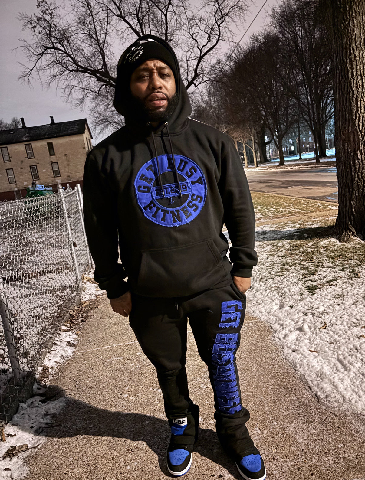 GET BUSY LOGO SUIT SUNFADED FLARED